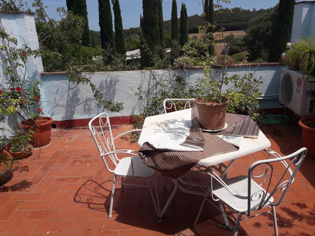 Fonda La Pepa Maca Hotel Monells Luaran gambar
